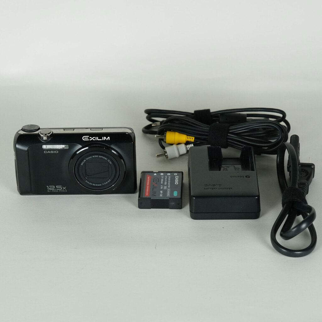 CASIO EXILIM EX-H30 ブラックの出品 | ONE SCENE（ワンシーン）