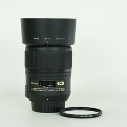 Nikon AF-S Micro NIKKOR 60mm f/2.8G ED Nikon AF-S Micro NIKKOR 60mm f/2.8G ED