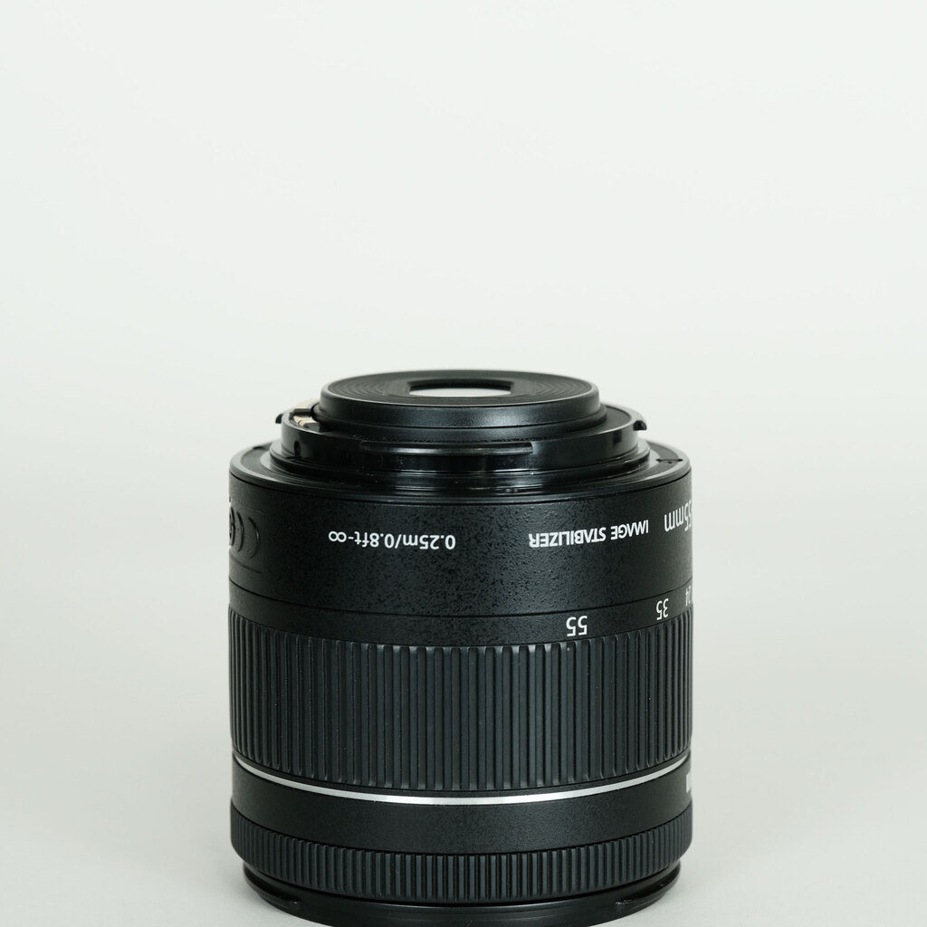 Canon EF-S18-55mm F4-5.6 IS STM