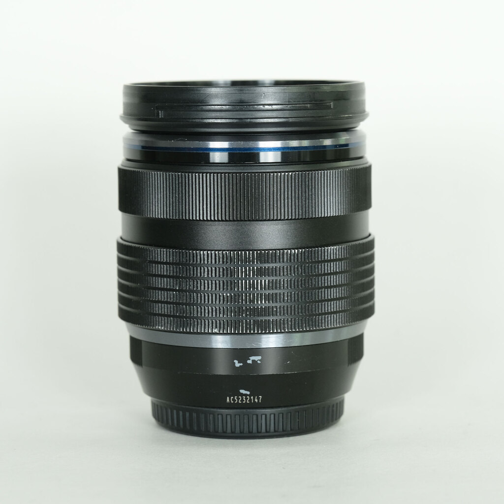 OLYMPUS M.ZUIKO DIGITAL ED 12-40mm F2.8 PRO