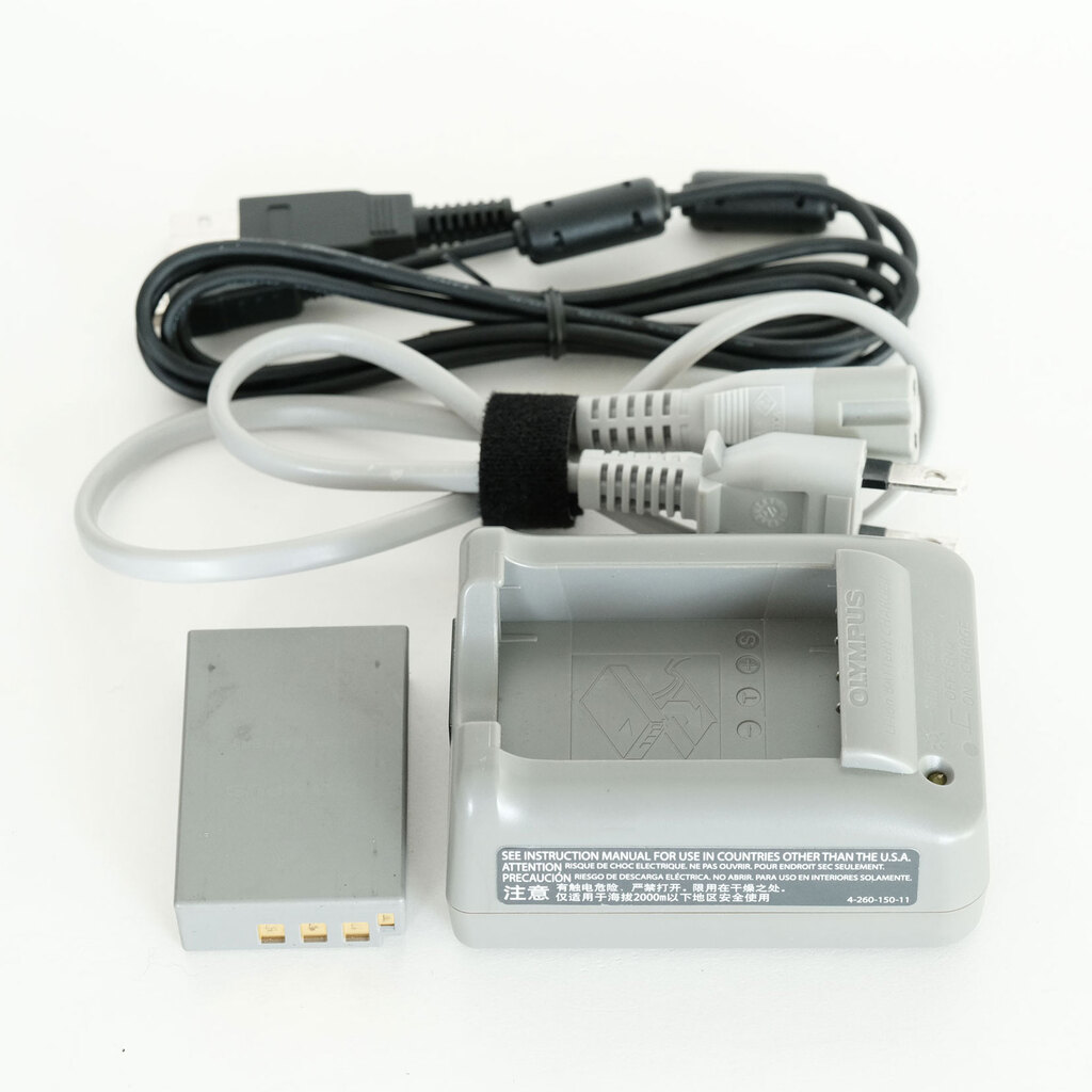 OLYMPUS OM-D E-M10 ボディ ブラック