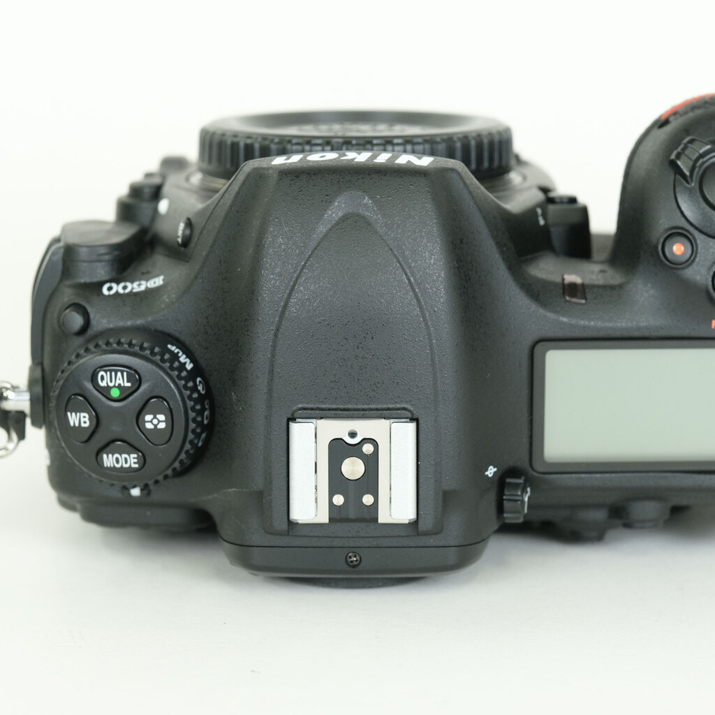 Nikon D500