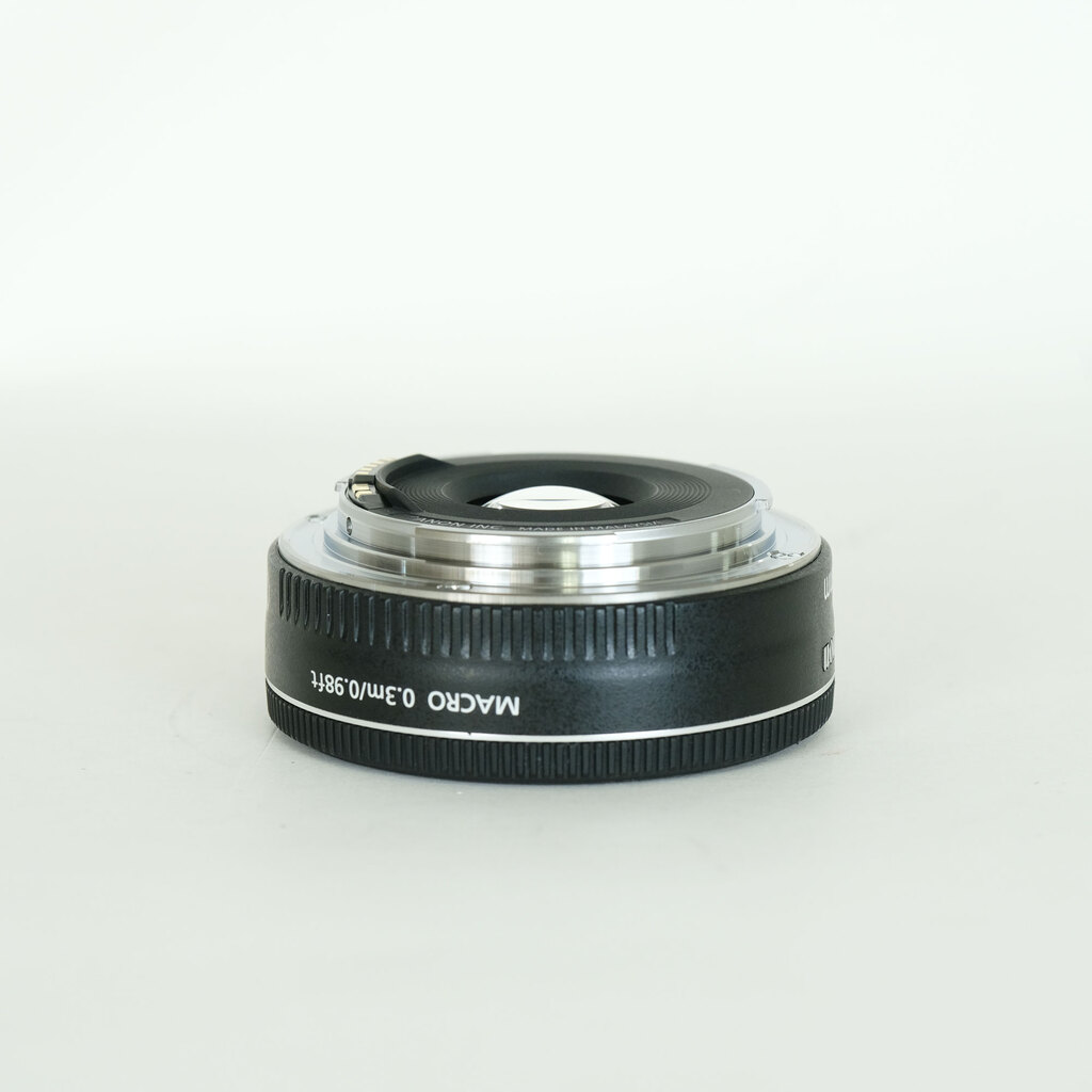 Canon EF40mm F2.8 STM