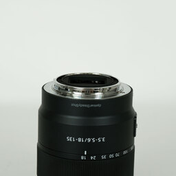 SONY E 18-135mm F3.5-5.6 OSS SEL18135