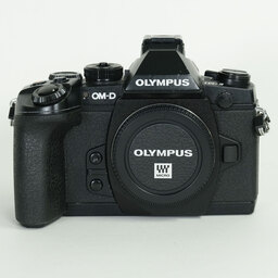 OLYMPUS OM-D E-M1