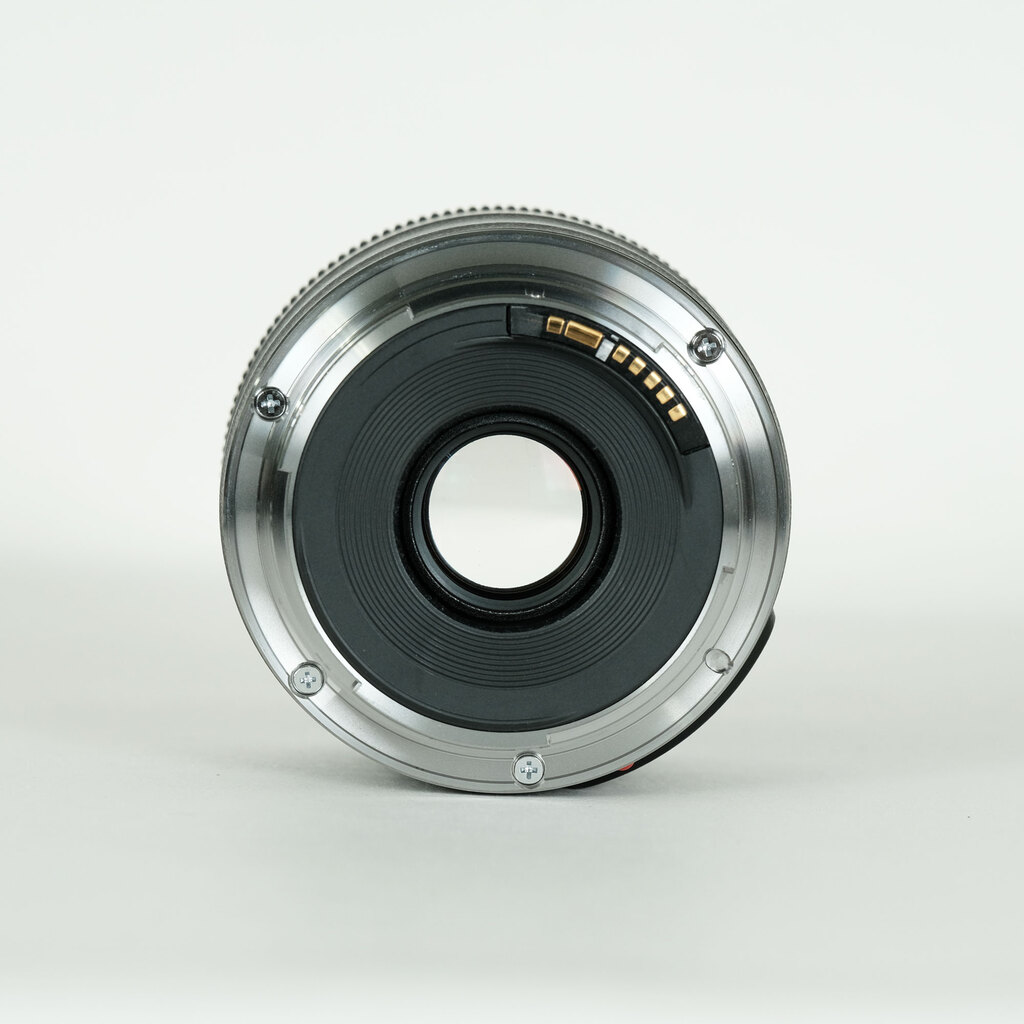 Canon EF28mm F2.8 IS USM Canon EF28mm F2.8 IS USM