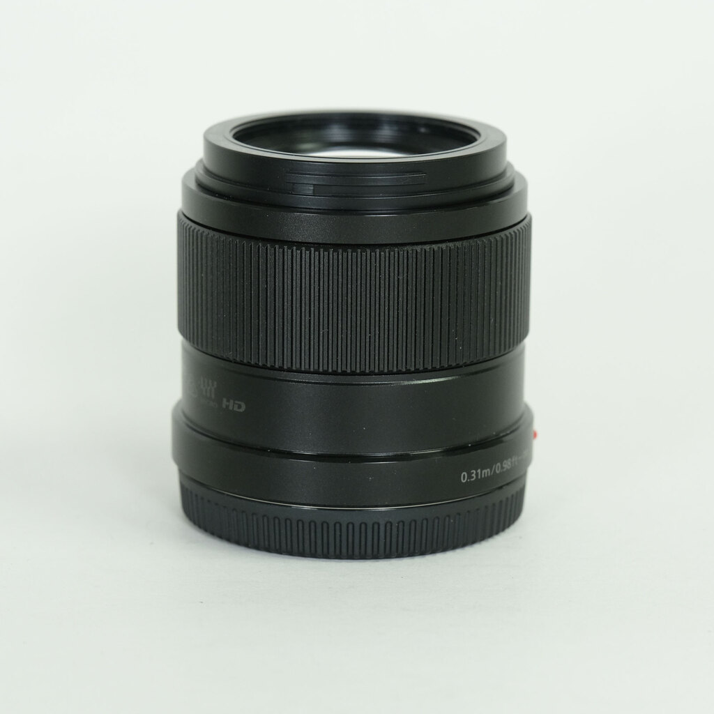 Panasonic LUMIX G 42.5mm / F1.7 ASPH. / POWER O.I.S.