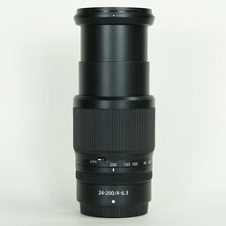 Nikon NIKKOR Z 24-200mm f/4-6.3 VR Nikon NIKKOR Z 24-200mm f/4-6.3 VR