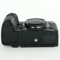 FUJIFILM X-H2