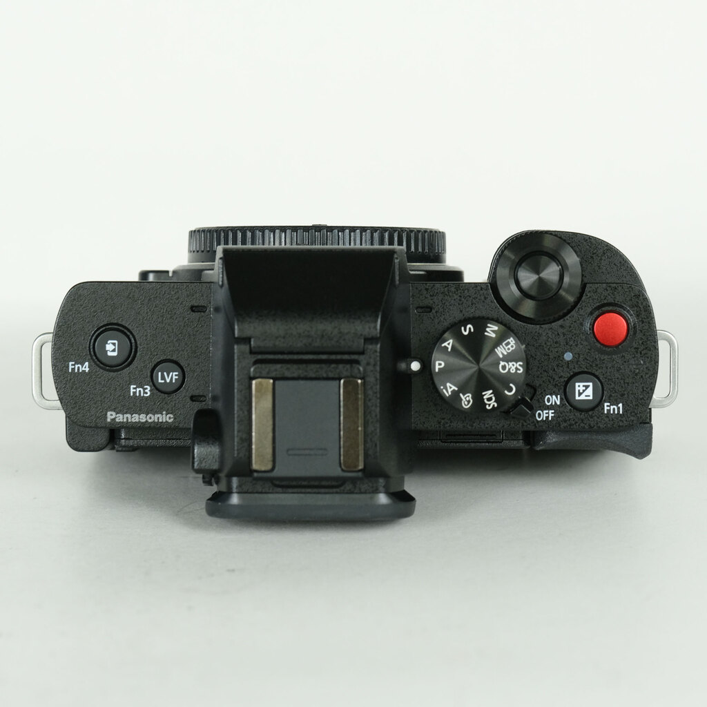 Panasonic LUMIX DC-G100D ボディの出品 | ONE SCENE（ワンシーン）