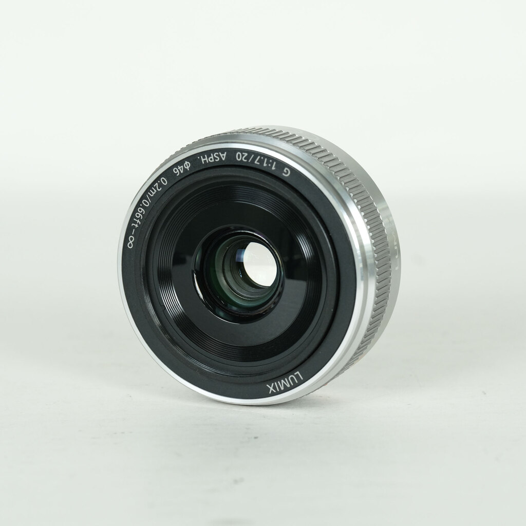 Panasonic LUMIX G 20mm F1.7 II ASPH.の出品 | ONE SCENE（ワンシーン）