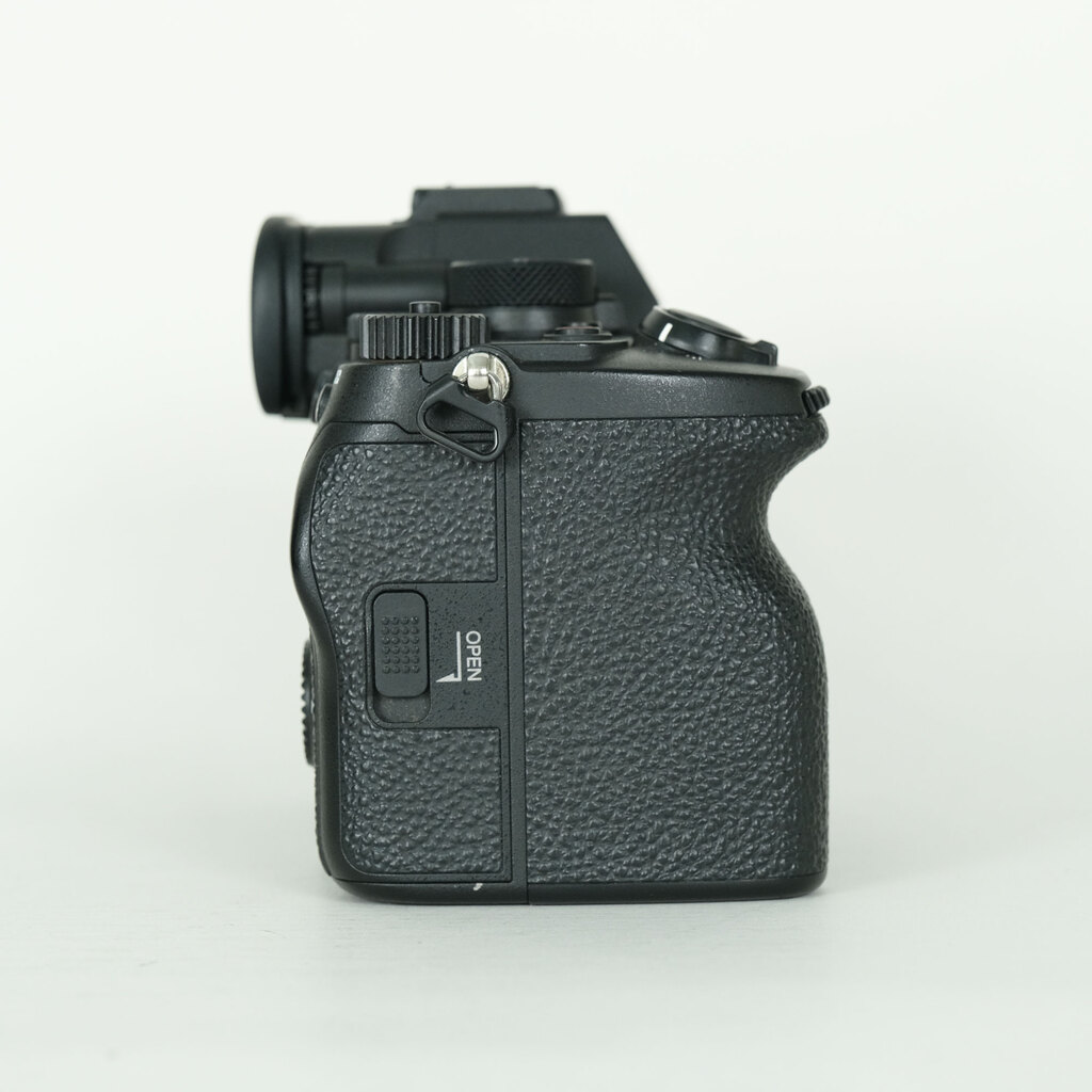 SONY ��7R V�iILCE-7RM5�j