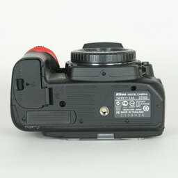 Nikon D7000