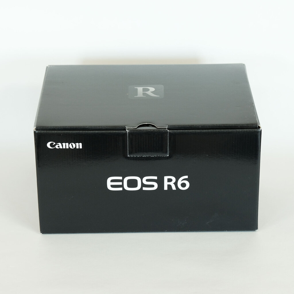 Canon EOS R6
