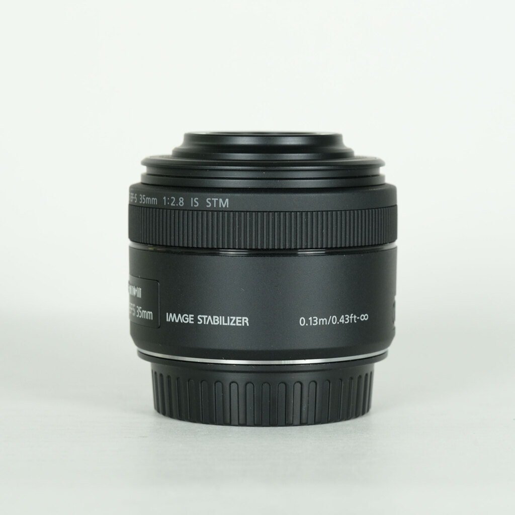 Canon EF-S35mm F2.8 マクロ IS STMの出品 | ONE SCENE（ワンシーン）