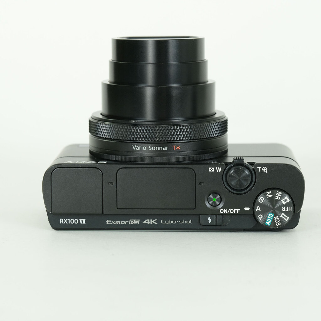 SONY Cyber-shot DSC-RX100M7 SONY Cyber-shot DSC-RX100M7