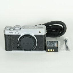 FUJIFILM X-E5