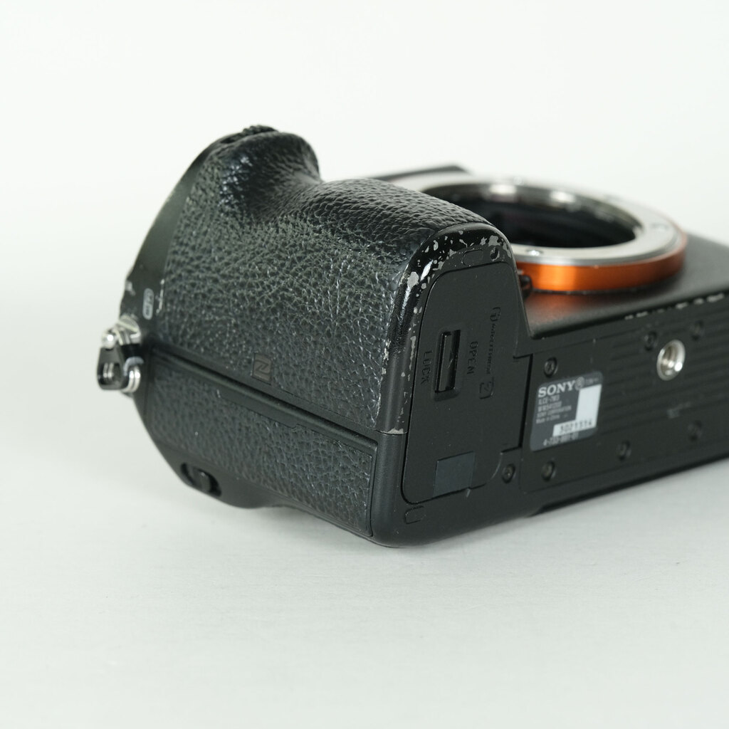 SONY α7 III(ILCE-7M3) SONY α7 III(ILCE-7M3)