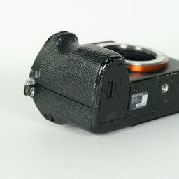 SONY α7 III(ILCE-7M3) SONY α7 III(ILCE-7M3)