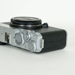 FUJIFILM X-E4 FUJIFILM X-E4