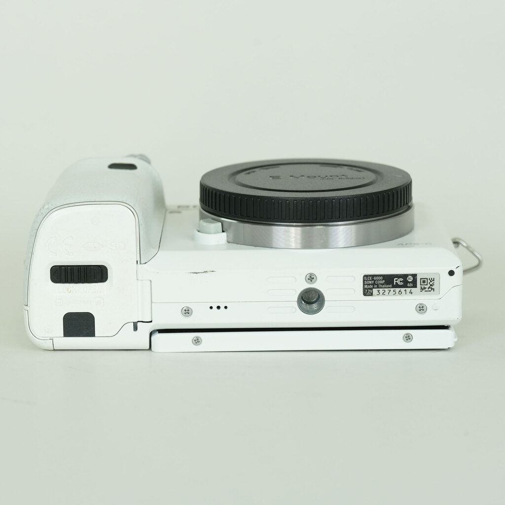 SONY α6000（ILCE-6000）