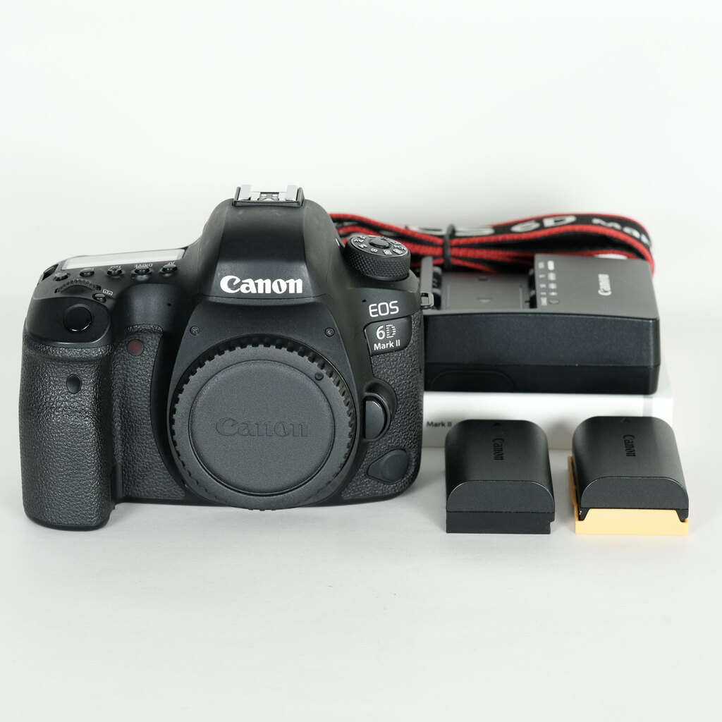 Canon EOS 6D Mark II