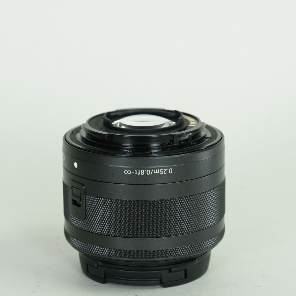 Canon EF-M15-45mm F3.5-6.3 IS STM