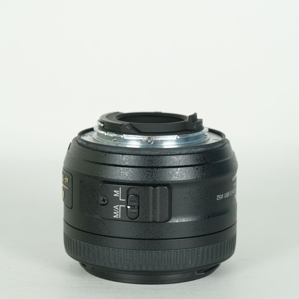 Nikon AF-S DX NIKKOR 35mm f/1.8G