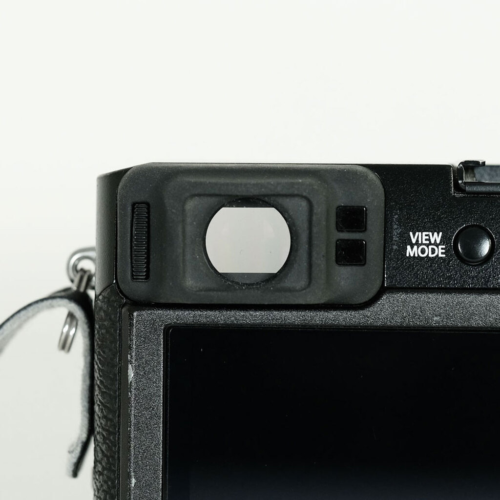 FUJIFILM X100F ブラック