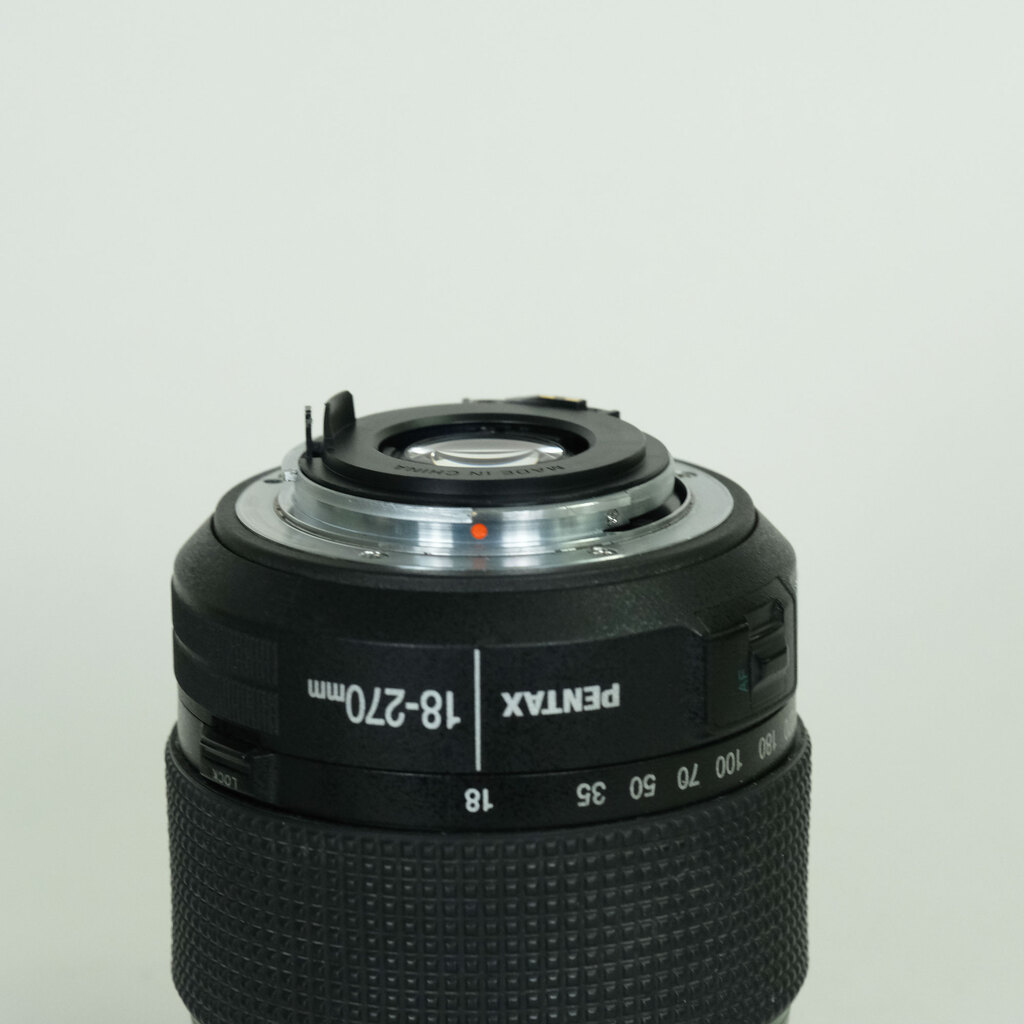 PENTAX smc PENTAX-DA 18-270mmF3.5-6.3ED SDM