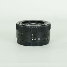 Panasonic LUMIX G VARIO 12-32mm / F3.5-5.6 ASPH. / MEGA O.I.S. Panasonic LUMIX G VARIO 12-32mm / F3.5-5.6 ASPH. / MEGA O.I.S.