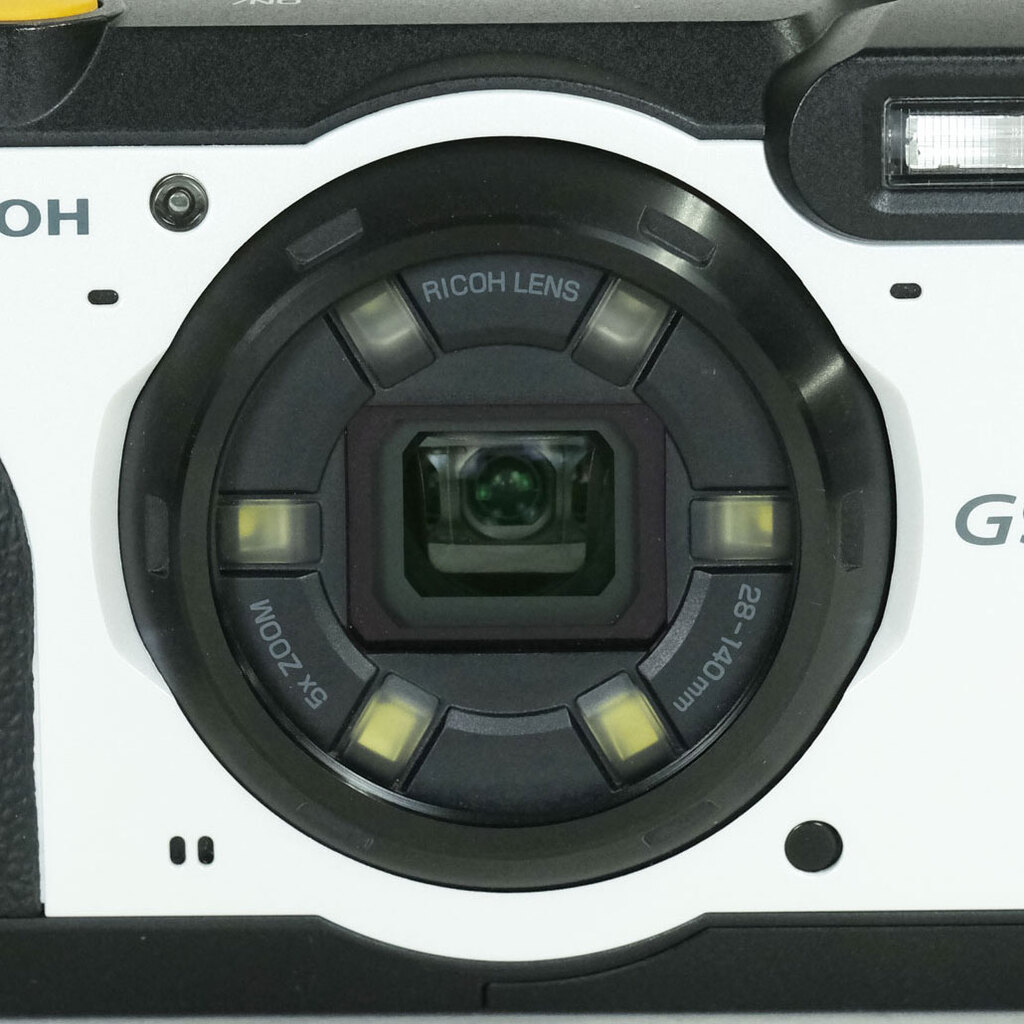 RICOH G900