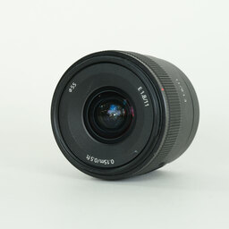 SONY E 11mm F1.8 SEL11F18