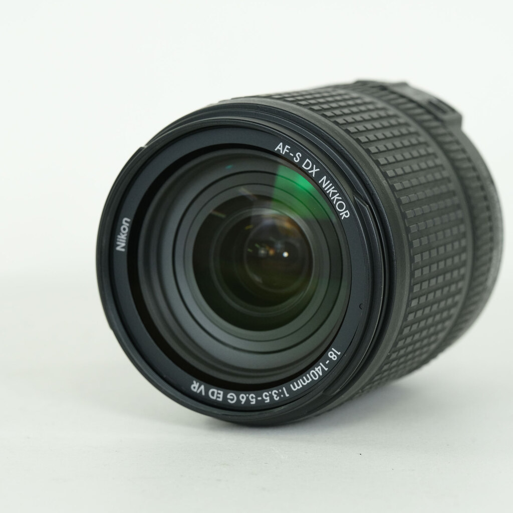Nikon AF-S DX NIKKOR 18-140mm F3.5-5.6G ED VR