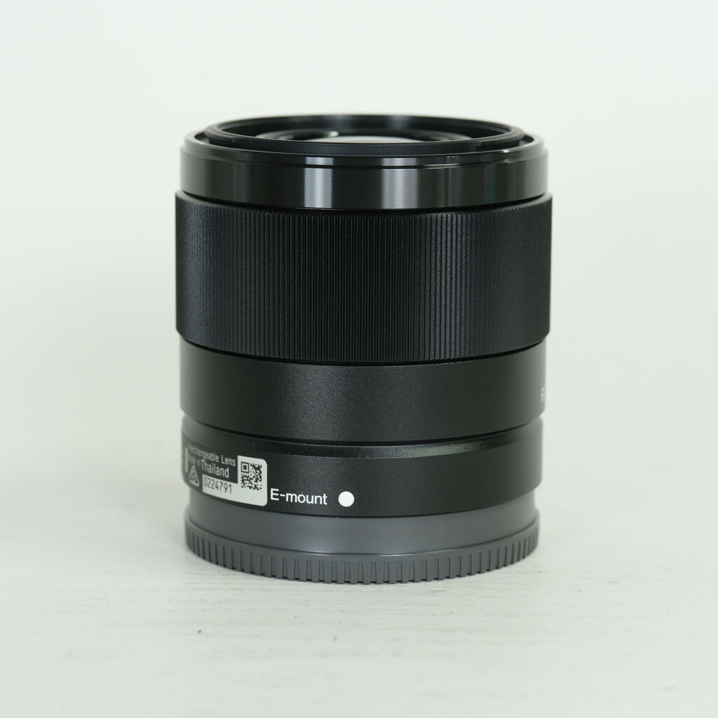 SONY FE 28mm F2 SEL28F20 SONY FE 28mm F2 SEL28F20
