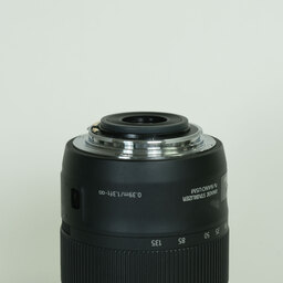 Canon EF-S18-135mm F3.5-5.6 IS USM