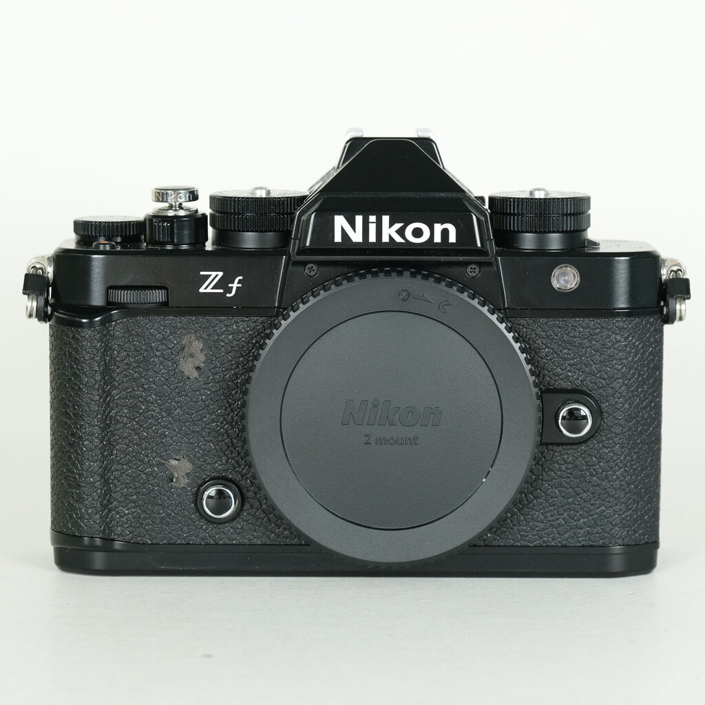 Nikon Z f [�{�f�B]