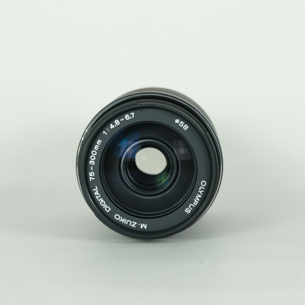 OLYMPUS M.ZUIKO DIGITAL ED 75-300mm F4.8-6.7 IIの出品 | ONE SCENE