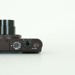 LEICA C(Typ112) ダークレッド