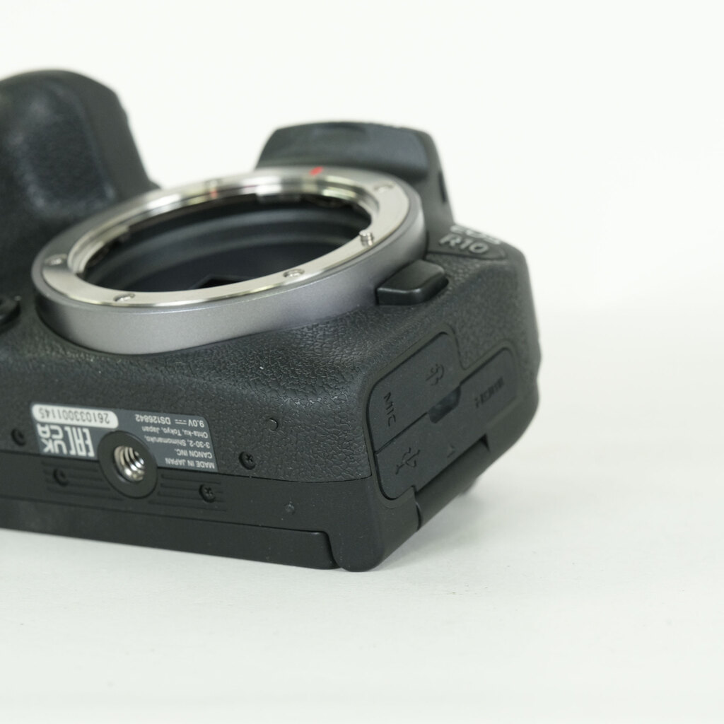 Canon EOS R10