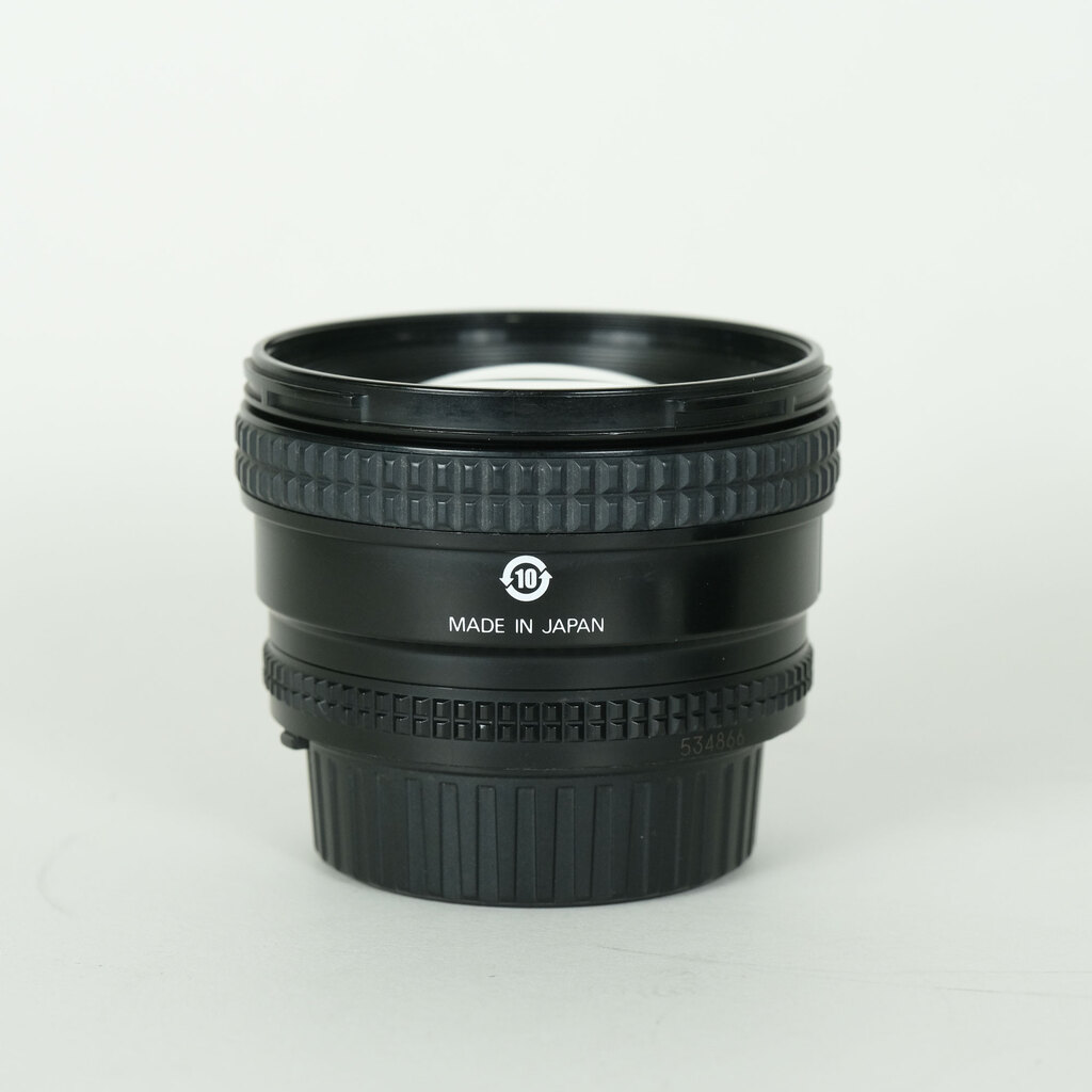 Nikon Ai AF Nikkor 20mm F2.8D