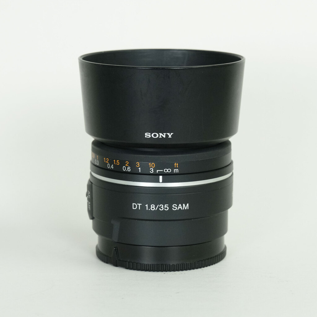 SONY DT 35mm F1.8 SAM SAL35F18
