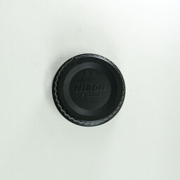 Nikon AF-S DX NIKKOR 18-200mm F3.5-5.6G ED VR II