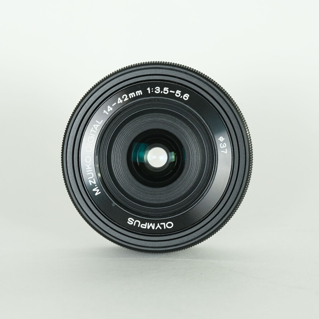 OLYMPUS M.ZUIKO DIGITAL ED 14-42mm F3.5-5.6 EZ ブラック OLYMPUS M.ZUIKO DIGITAL ED 14-42mm F3.5-5.6 EZ ブラック