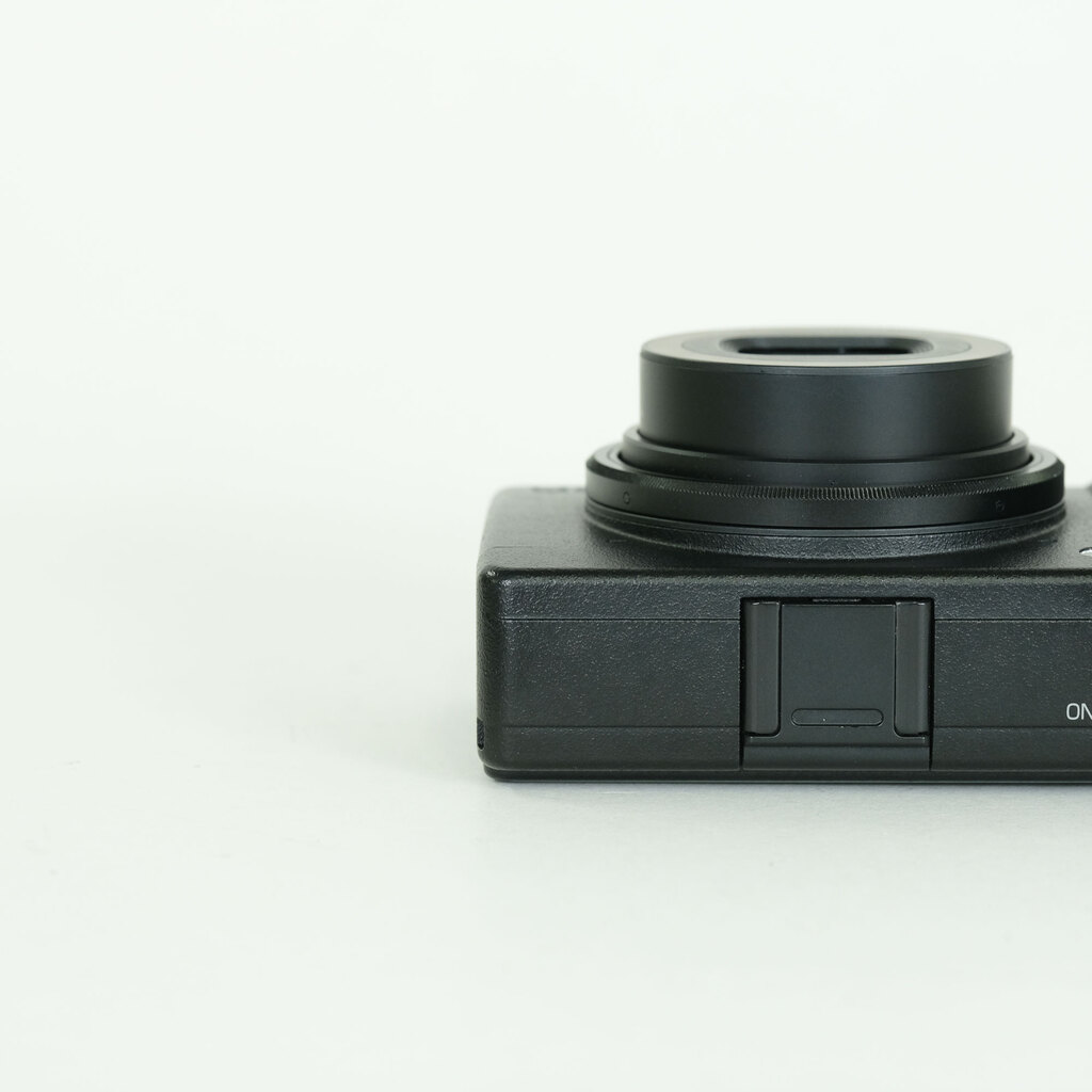 RICOH GR III RICOH GR III