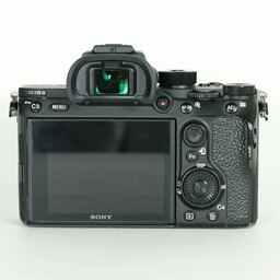 SONY α7R III(ILCE-7RM3) SONY α7R III(ILCE-7RM3)