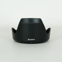 SONY E 18-135mm F3.5-5.6 OSS SEL18135