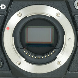 OLYMPUS OM-D E-M5 Mark II