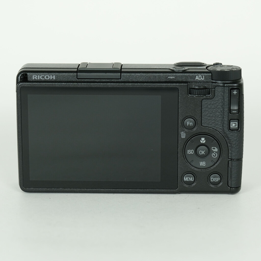 RICOH GR IV