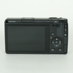 RICOH GR IV